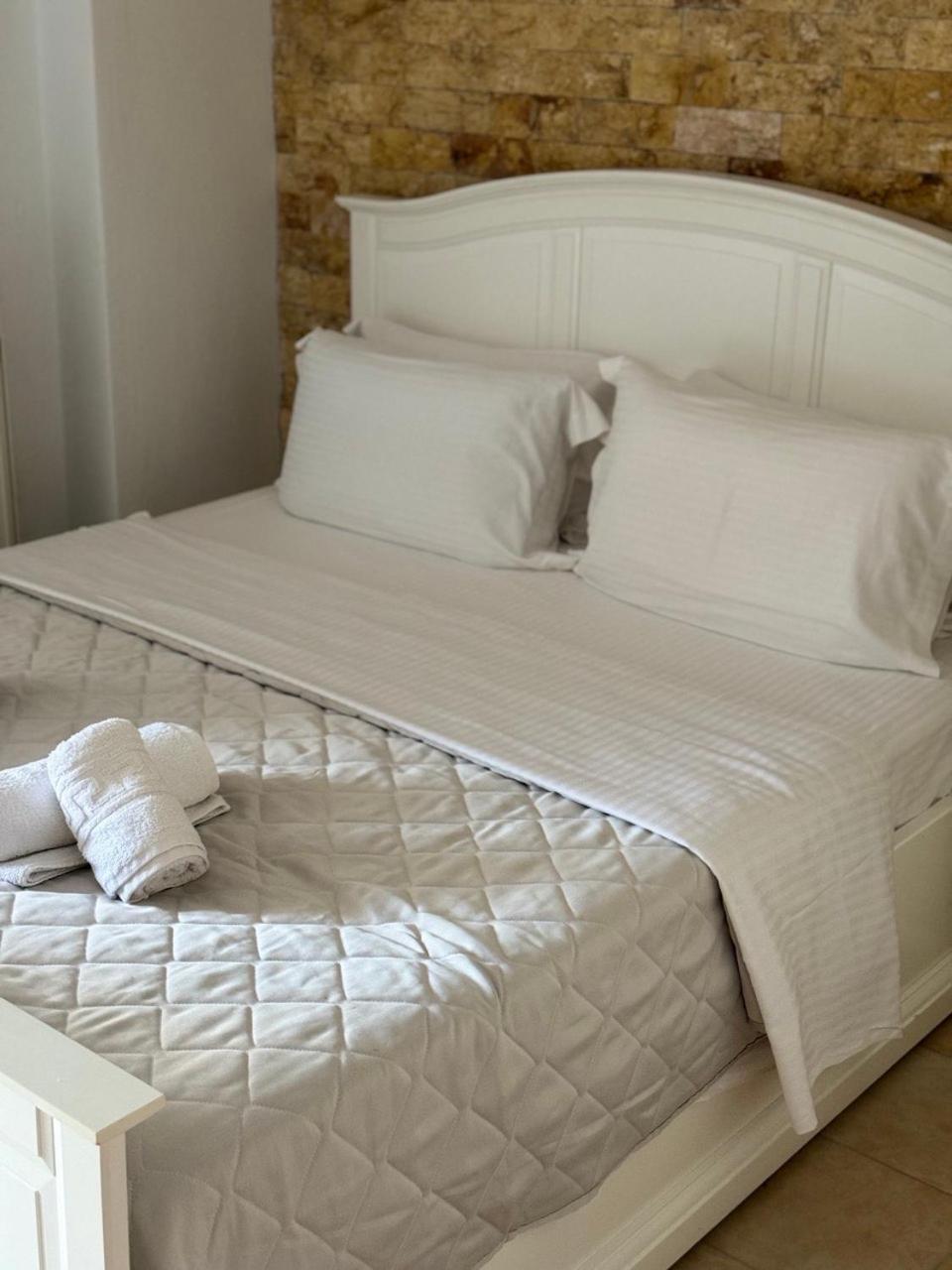 شقة Amaryllis House بلاتامونيس المظهر الخارجي الصورة